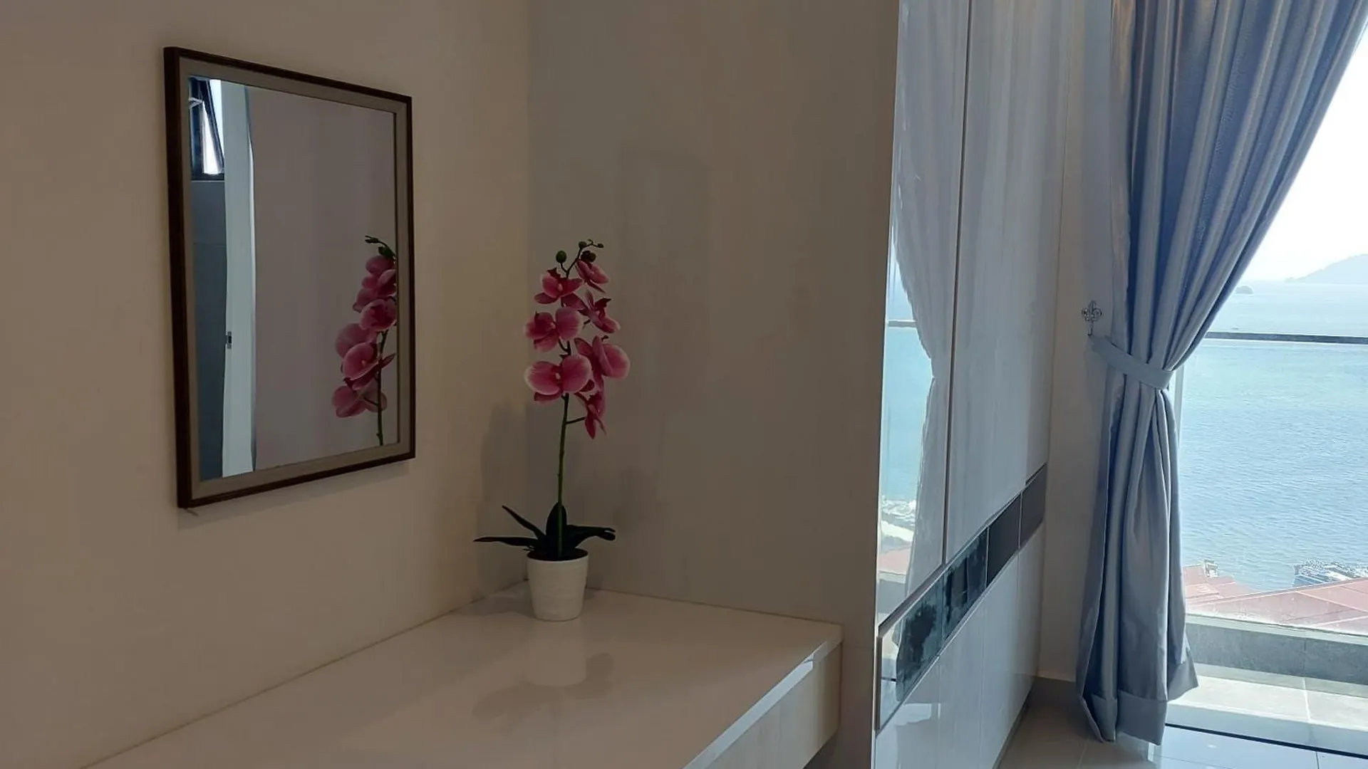 Lägenhetshotell The Shore Kota Kinabalu City Centre By San'S Suites Malaysia